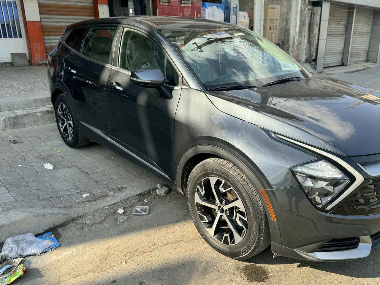 سلام عليكم 
سبورتج 2023 
وارد امريكي 
حادثه غرق تشتغل وتمشي من امريكا+ باب مبدل. وجاملغ كلير من امريكا

موصفات 
بصمه 
تشغيل عن بعد
شاحن لاسلكي
رادار امامي
رادار جانبي
رادار خلفي
تحديد مسار
حساسات خلفيه
لايت زنون
لد نهاري
بك لايت لد
دشبول دجتل
ثلاث وضعيات قياده
مانع نزلاق
اربع مخارج شحن
ويل كب كروم
اوتو هولد
توقف ذاتي
محرك 2500

السعر 205 مكان السياره بغداد
الرقم ***********
