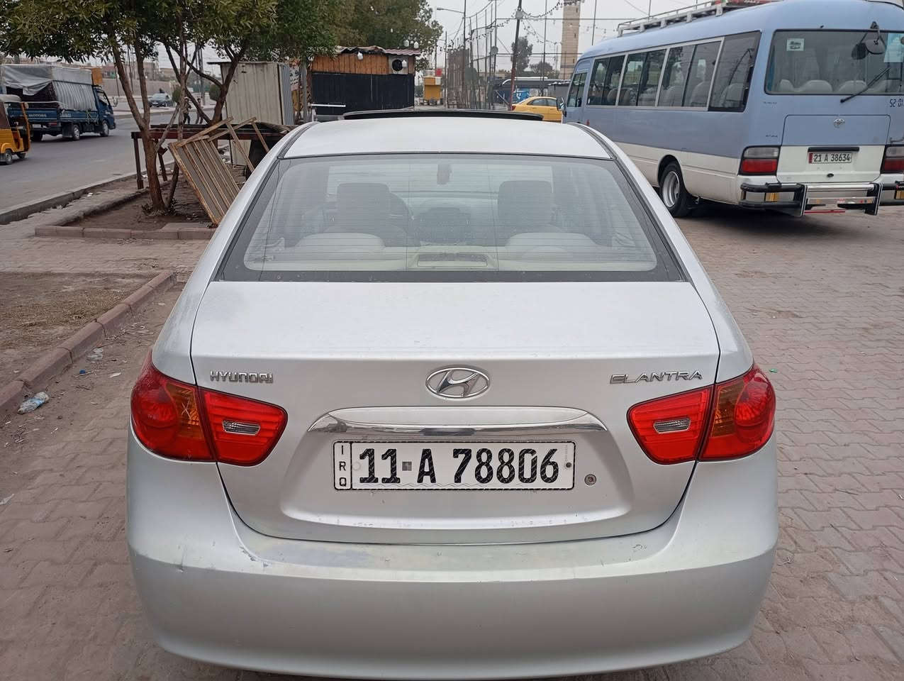 السلام عليكم النترا موديل 11 خليجي شركه العامة السونار واضح تاريخ اليوم والي ذاكره بسونار//ملاحظه بنيدبلادي بدون قطره صبغ  يعني مبدل بلادي الشاصي خصرة ولغد طخه وصور واضحه سياره فول مكينه بس كيس مفتوح وقبق ولفات مكينه شاد جديده بس السستم مال ابو سونار يكتب مفتوح كير خير من الله تخم تأير تبريد ثلاجه صدر أمامي وخلفي رقم بغداد دولي مشروع وطني باسمي سنويه ل 30 هزه جديده سعر 113 رقمي ***********
