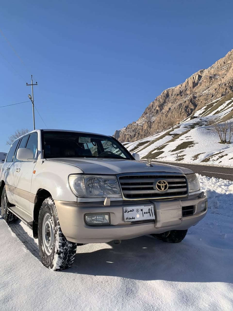 مۆنیکا 2002 قەتەری مواسەفات لیگزز ڤی ٨
ئاڕمی پلاستیکی هەولێر
ئاڕمو ئەوەلیات و موسو بڕاوەی بەشەرت 
سەقف و شانی بۆیاغ نیە حیزامیش نیە 
پەڵە پەڵە بۆیاغی هەیە 
فول مواسەفات تەنیا گێڕ عادیە 
گێڕ عادی 
مەکینە گەورەی ڤی ٨
ناو زەرد 
سلایت .. ئەی بیئێس .. کوشن کارەبا 
دەبڵ ئەکسل .. جام کارەبا .. تەحدید سورعە
دوگمەی قوفڵ.. دژە خلیسک .. شوێن عەینەک
پێش تەبەڵە .. سوکان جوڵاو 
٤ تایەو ویلی لۆک لۆک ڕۆمانی
قوفڵ مەرکەزی .. دەبڵ تەنکی بەنزین 
گێڕو مەکینەی بەشەرت فیتەر
ئەم مەسرەفانەی تیایە
شەفتی ئەکسلی پێشەوەی لای سایەق ئیش ناکا
بۆڵ بەرینی پێشەوەی سایەق دەنگی تیایە
باقیات گشتی بەشەرت 
112 گەڵاو معامەلە لە دوکانی سیاحیم 
*********** یان *********** دخان, السليمانية
