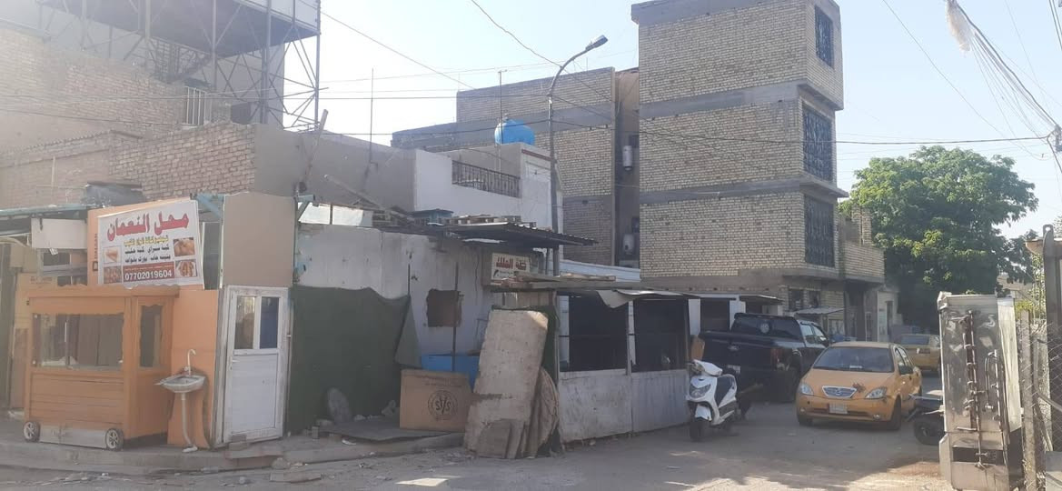 قطعه للبيع المساحه ٦٣ونص ركن جبهتين مؤجره حاليا محلات الموقع مستشفى النعمان قرب علي كيكي تفاصيل السعر ***********
