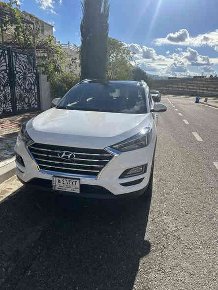 توكسان 20 فول كوري  ماشيه 73 قابله للزياده السياره معروفه موصفاتها السياره كلش نظيفه السعر 220 (***********)
