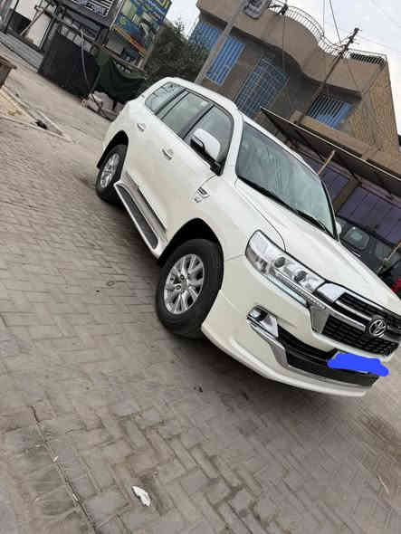 لاندكروزر 2014 محدث 2021 داخل وخارج السياره بريم فول موصفات بيه ضربه باب السايق مكينه كير حداده تبريد كله جديد نقصها بس تايرات مكان البصره تحويل ثاني يوم ترهم مراوس حسب القناعه السعر 325 أي ستفسار ***********
