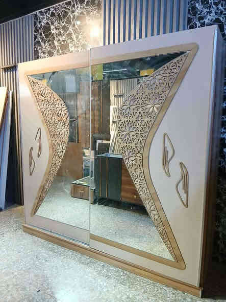 غرفة نوم مستعملة🇹🇷
 نضافة90 ٪💯
عدد القطع / 5
نضام / أسلايت 💢 

شد ونقل داخل بغداد مجاني🚛
يوجود توصيل محافضات 🚛
***********
