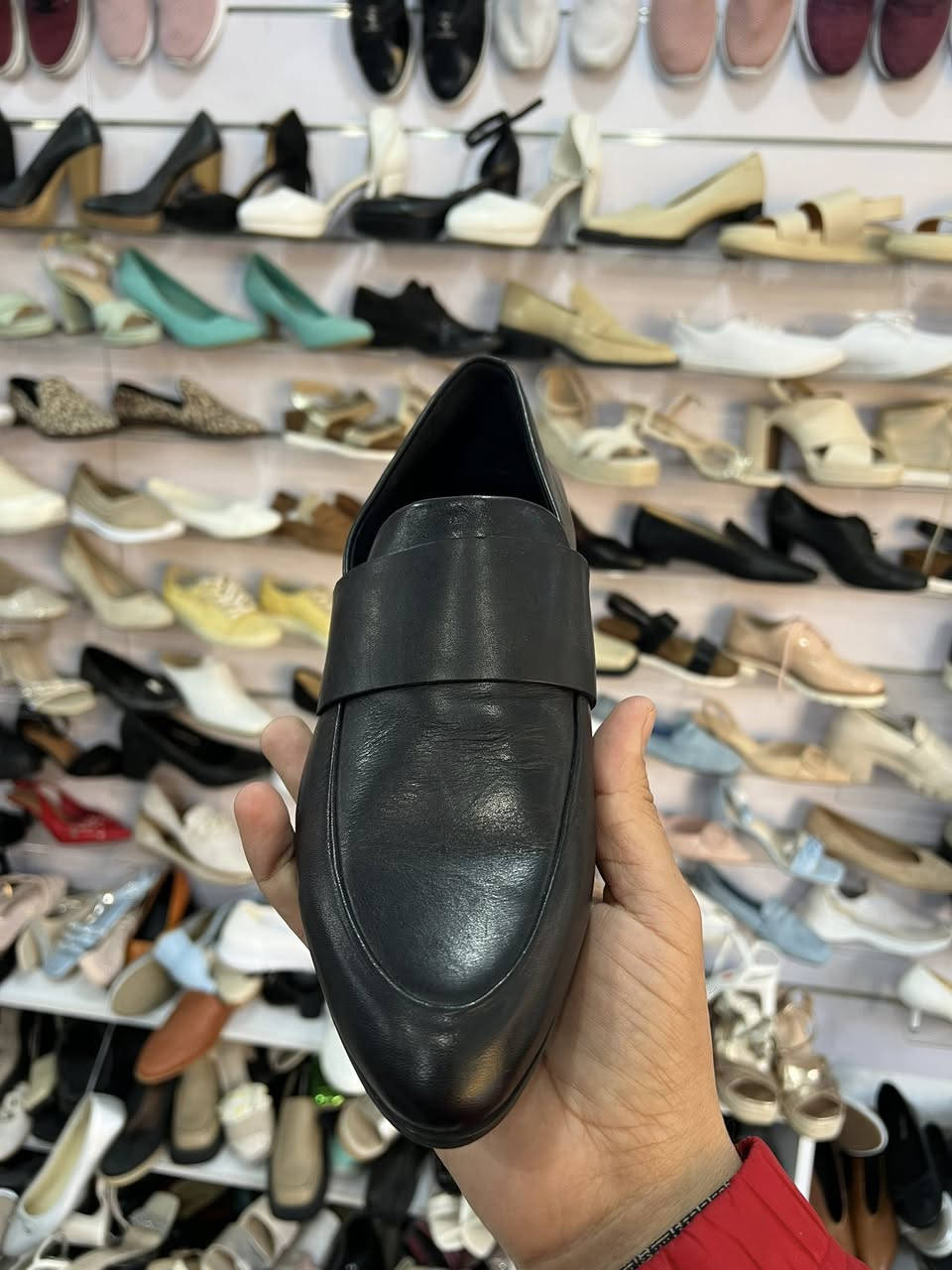 Vagabond
بالة أوروبية، جديد

قياس: ٤١

- يوجد التوصيل


**إذا كنت صاحب هذا الإعلان وتريد حذفه لأي سبب، رجاءا أرسل رسالة إلى الدعم الفني**