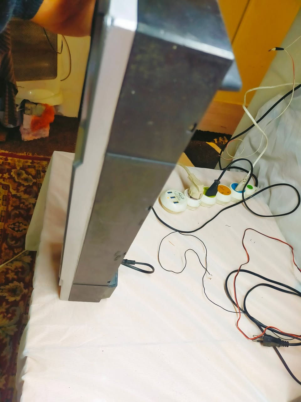 مسجل وراديو انترناشنال دبل كاسيت شغال بشرط ونظافة امام العين بس نقص قبغ باتري 
سعره ..60 الف يوجد توصيل ..


**إذا كنت صاحب هذا الإعلان وتريد حذفه لأي سبب، رجاءا أرسل رسالة إلى الدعم الفني**