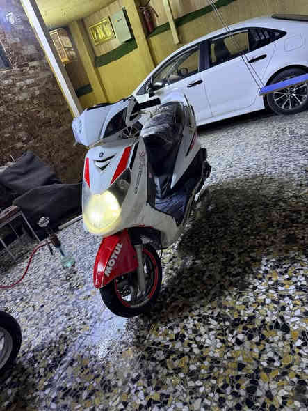 سكنس فحل بلاديه كامله مكفوله مكينه شلعه معدل فول مابيه نقص بس تريشه اليمنه سعره 450

مكان العبيدي

‭٠٧٧٢ ٦٦١ ٤٤٣٤‬ بغداد
