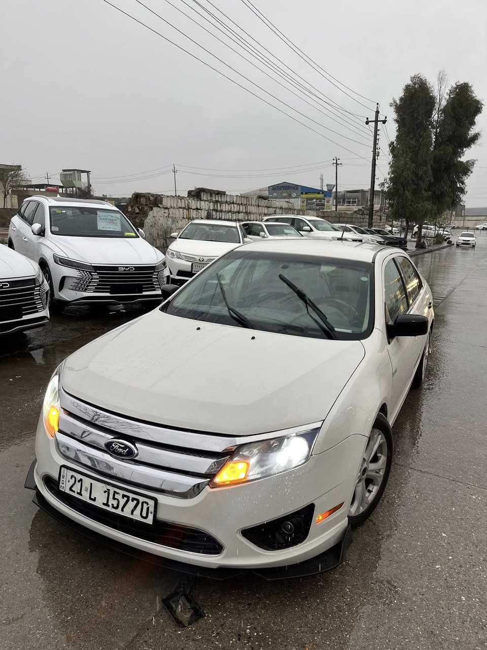 Ford Fusion 2012 SE - Niva iraq 

فۆڕدی ڤیوشنی 2012 مواسەفات SE نیڤای ئێرە..
گێر و مەکەینە و تەقەو ڕەقە داروو بەرد بە شەرت!!✅
٢ پارچەی هەیە بۆنیت لەگەڵ چەمەلەغی سەکن لەسەر ساغی.!!✅ 
١٩٩ هەزار کیلۆمەتر ڕۆشتوە
٤ طایەی تازەی لەسەرە - پێش و دوا تازە گۆڕاوە..✅
102$ وەرەقەو کەمێک معامەلە..
0770 931 1670 
سلێمانی..📍

