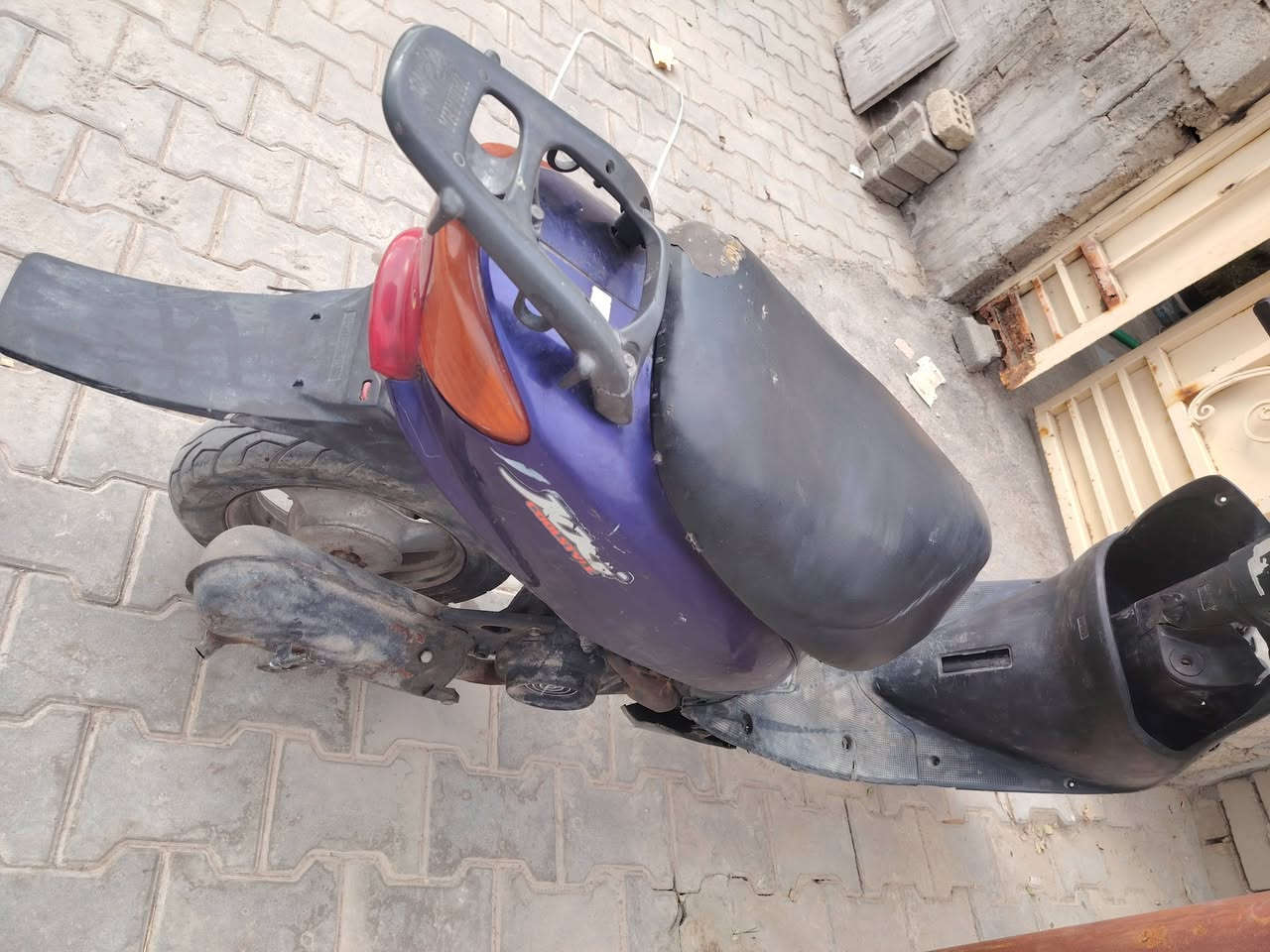 عصفورية شغاله عوزهه ترتيبات السعر 100 بغداد الشعب
***********
