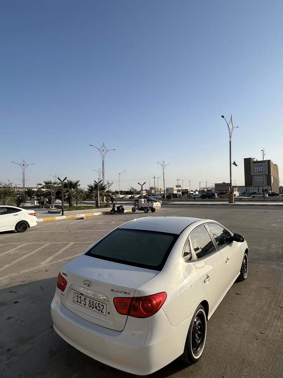 السلام عليكم النترا 2011 خليجي رقم بغداد جديد بأسمي سنوية جديدة وهزة جديدة تحويل ثاني يوم ماشية 113 الف حقيقي السيارة جاهزة وخير من الله مكينة كير تبريد حدادية كفالة شغل واطلع وين مايعجبك بيها كلير جاملغ السايق وبارد بالجاملغ الخلفي غير هذا السيارة كفالة مكاني ناصرية مركز ***********
