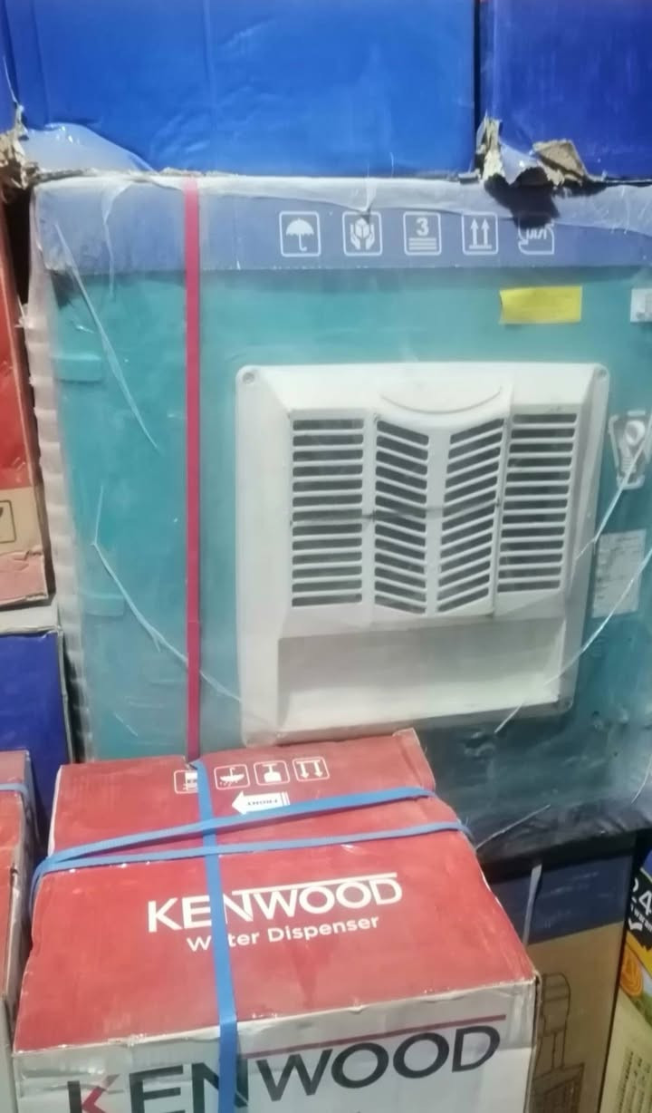 السلام عليكم كما عودناكم على العروض المميزه والحصريه لاصحاب الجمل والمفرد عروض خاصه ولفتره محدوده والكميه قليله جدا يرجى التواصل معنا من اجل حجز الكميه واستلام الجوائز حصرا من  المندوب احمد للاجباس والعصير وهنالك عروض خاصه لاصحاب المفرد جوائز قيمه وحصريه 
للتواصل 
***********
***********
