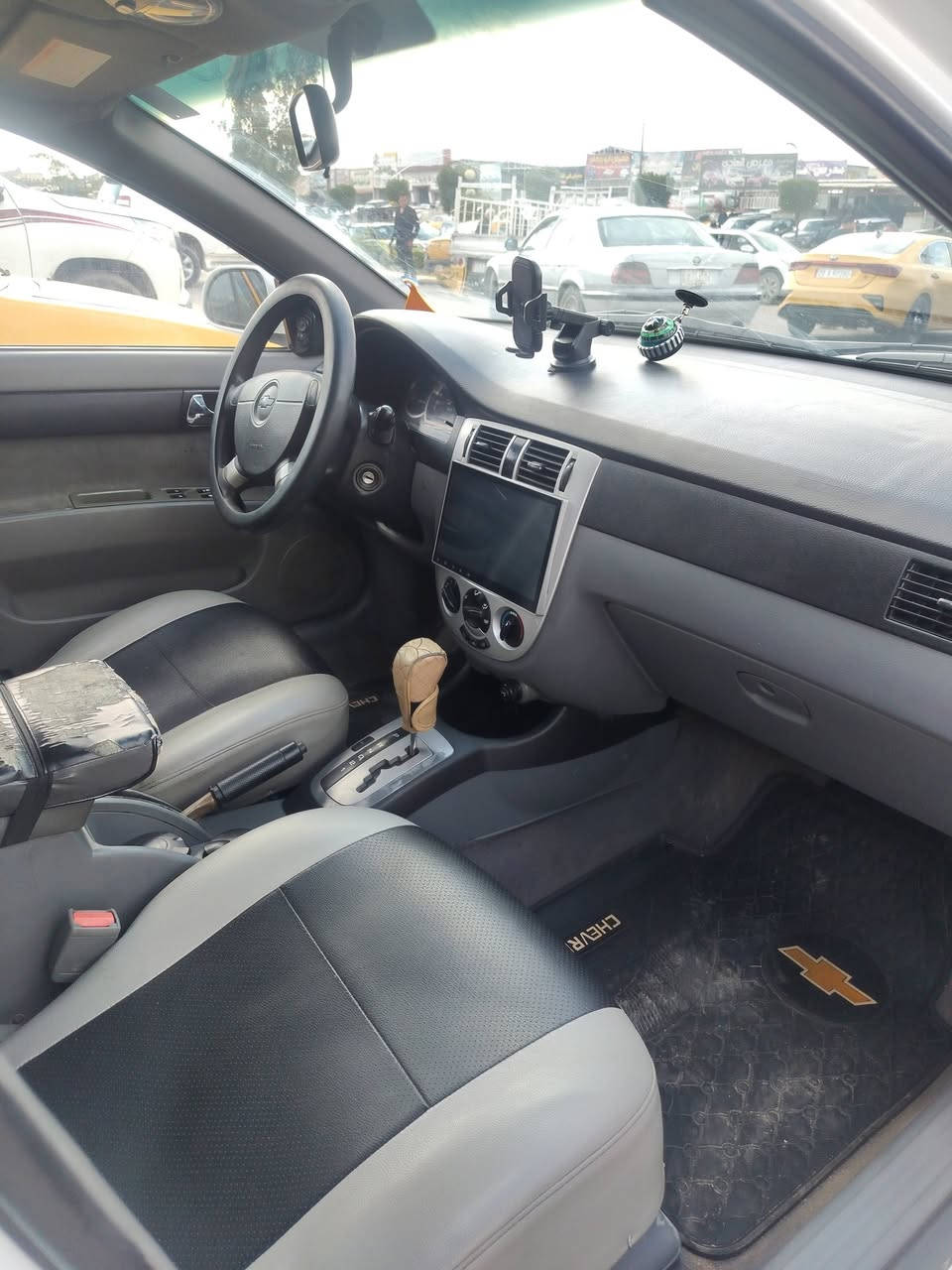 السلام عليكم اوبترا 2012 رقم بغداد انكليزي
مكفوله كفاله عامه ما بيه لا صبغ لا تبديل مكفوله 
سياره جديده مامتعوبه  صدر امامي خلفي تخم تاير كهربائية كله لوك 
تبريد تتفاءه كله جاهز اي نقص مابيها مكاني بغداد الشعب سعر 87
وبيه مجال بصيط  ***********
