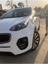 للبيع فقط كيا سبورتج 2019 وكالة شركة ( الدولية ) رقم بغداد  عداد الكيل...