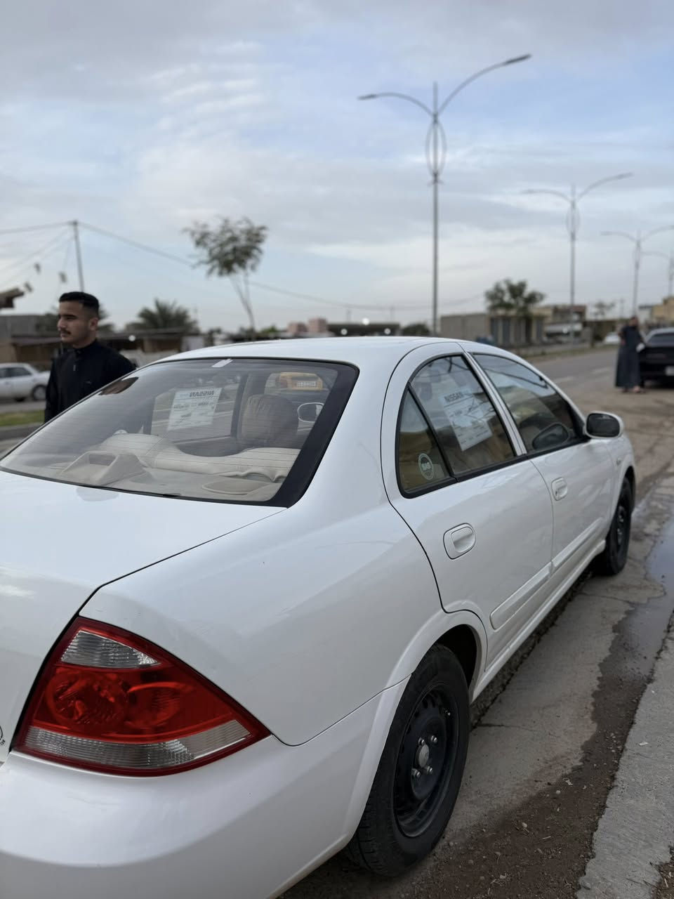 نيسان صني
موديل ٢٠١١
رقم بغداد
حادث امامي مبدل بداية اللغد 
بنيد مبدل نفس اللون 
جاملغ امامي ايمن مصبوغ
السعر ٩٤ ورقة 
للاستفسار ***********
