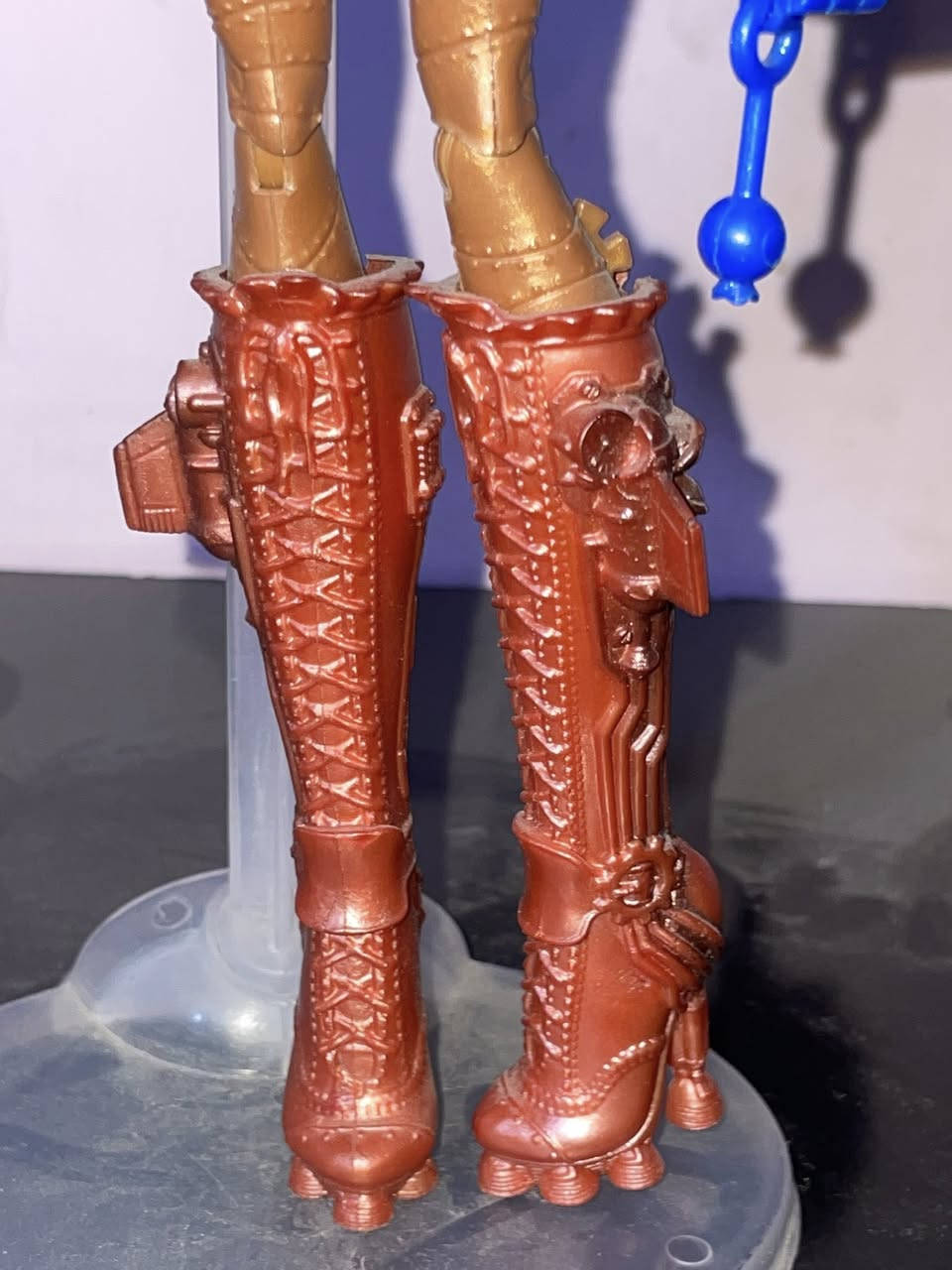 متوفر للمزاد لعابة مونستر هاي شخصية روبيكا ستيم (Robecca Steam) الاصدار الاولي اصدار 2012، القطعة نادرة صعب تتحصل وبحالة مناسبه موضح كلشي بالصور. مغسولة يدوياً شعرها نظيف خالي بالكامل من الصمغ. يجي وياها ستاند، اعرف هواي رح يريدوها وما اعرف بشكد ابيعها فا رح اعرضها مزاد وابيعها اعلى سعر. متوفر توصيل كامل العراق.

ملاحظة : كاملة بالكامل مع الجنطة


**إذا كنت صاحب هذا الإعلان وتريد حذفه لأي سبب، رجاءا أرسل رسالة إلى الدعم الفني**