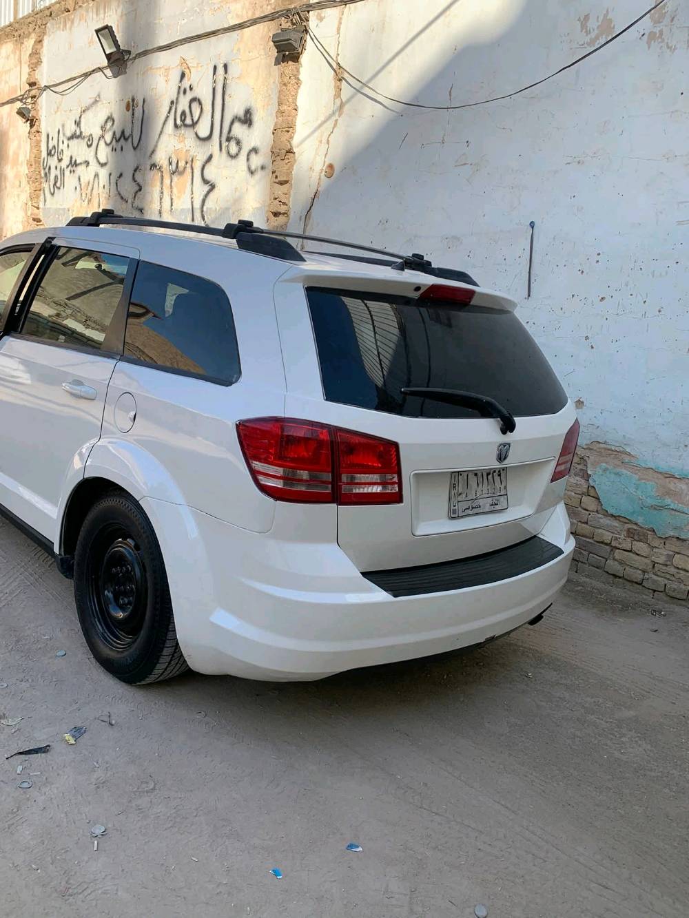 
السيارة بيها عيوب أو مشاكل ممكن تذكرها؟: 
حداديه + سنويه صاقطه+ غسل داخلي محتاجه
كم موديل السيارة بالتحديد؟: 
٢٠١٠
أين موقعك بالتحديد لتسليم السيارة؟: 
نجف
هل سعر السيارة قابل للنقاش، أو هو السعر النهائي؟: 
قابل للنقاش