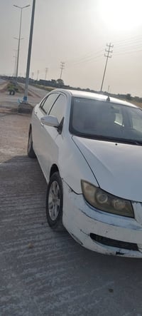 سياره للبيع ليفان ٢٠١٢ كير عادي رقم واسط جديد بااسمي مكفوله كفاله عامه...