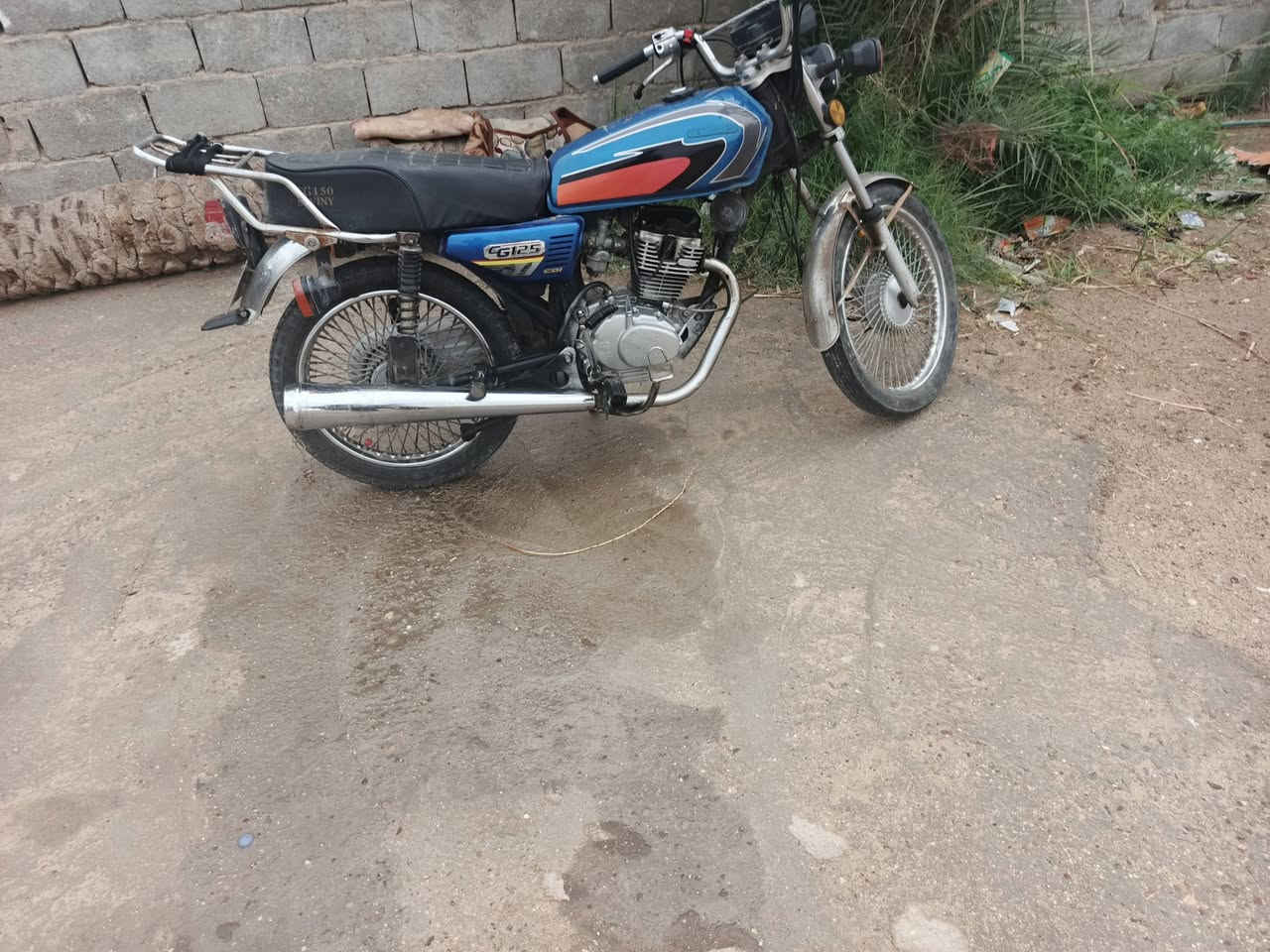 دراجه تايكر موديل 21 اوراق سكنر  السعر 600وبيه مجال
للاستفسار راسلوني عالخاص..


**إذا كنت صاحب هذا الإعلان وتريد حذفه لأي سبب، رجاءا أرسل رسالة إلى الدعم الفني**