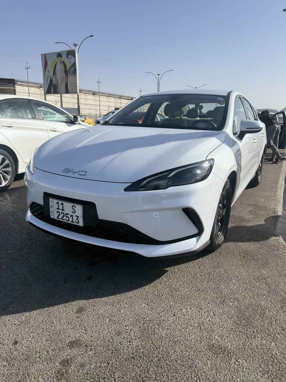 بي واي دي سيل 5سياره زيرو عله وضع شركه سياره مال اقصاط اكعدك وي لمقترض يسويلك وكاله وتعهد بل تسديد سياره سعره 105 مكان سياره بصره 
***********
