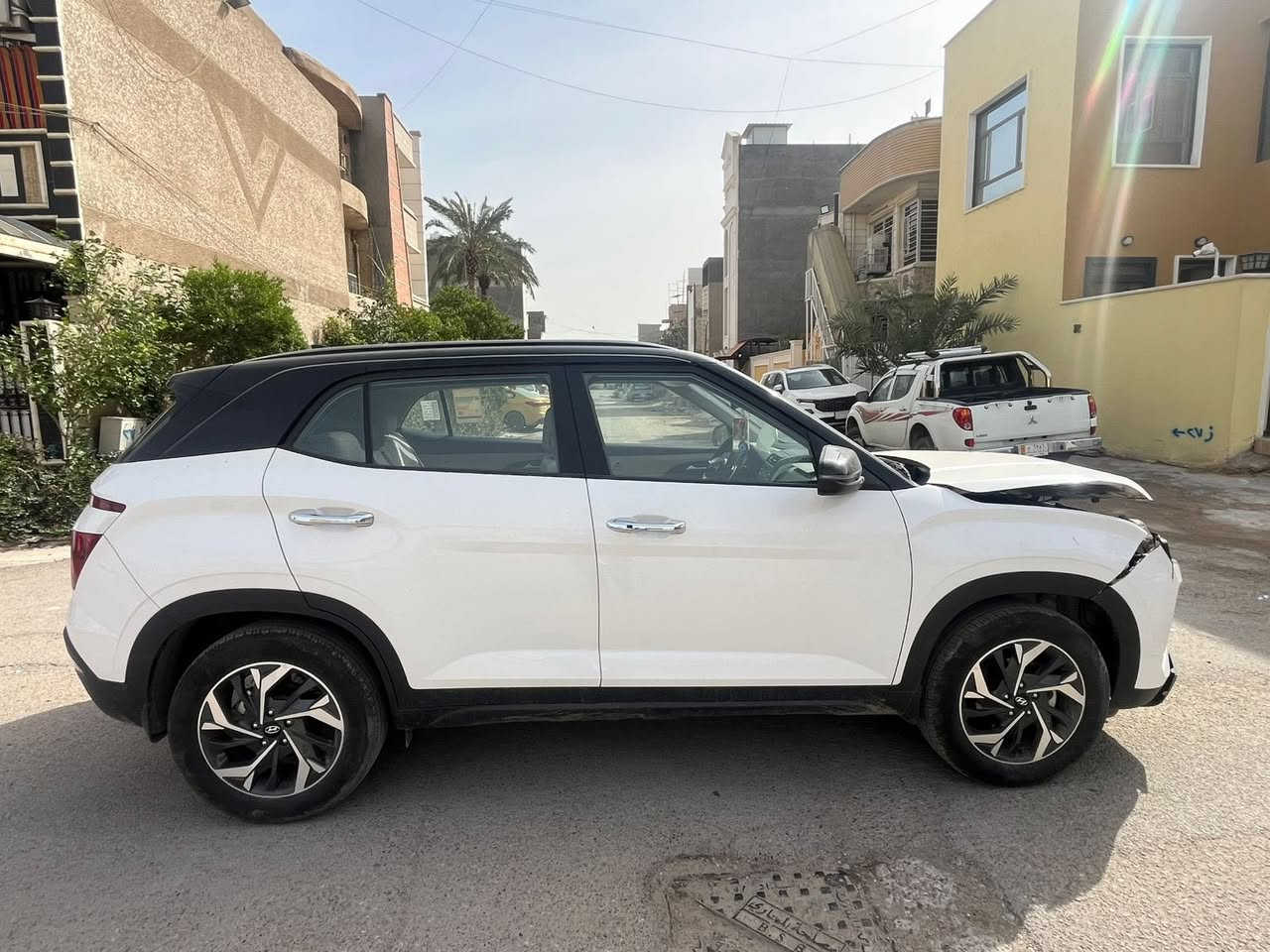 هونداي كريتا 2025 فول مواصفات واحد على واحد  ابيعها على حادثها السيارة شغالة وتمشي الايرباكات طاكة فقط ستيرن ودشبول ماشية 8000 رقم بغداد تحويل ثاني يوم اعتذر عن المرواس مكاني بغداد شارع فلسطين للاستفسار
***********
