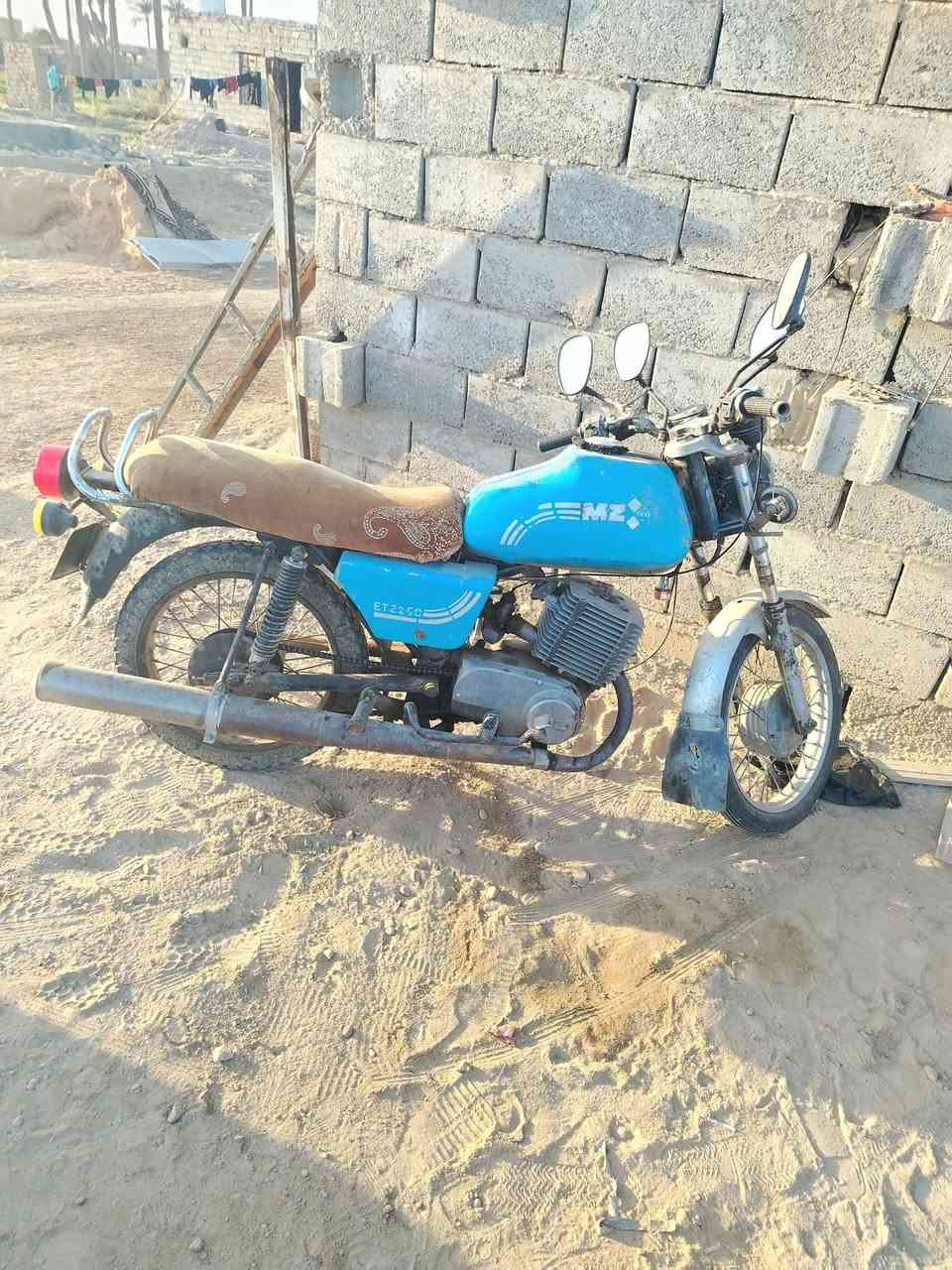 دراجه همزه للبيع موديل 82 سعر 7 00 بمجال للطيبين***********
