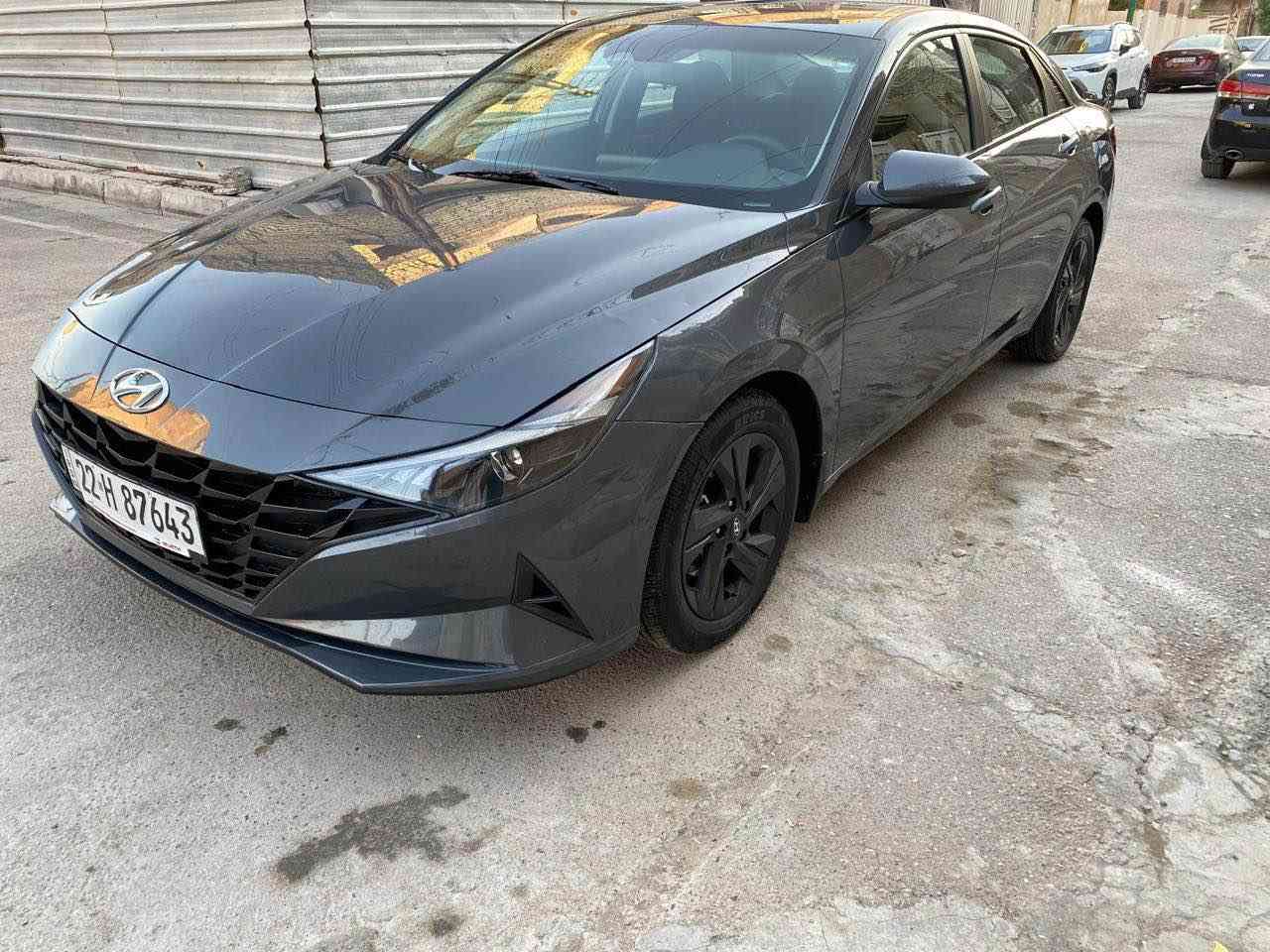 النترا 2023 محرك 2000دوش. بصمه -  - بصمه ابواب وجنطه وتشغيل عن بعد - رادار امامي وخلفي وبل مري وتحديد مسار - شاشه ديجيتال متصله -ماشية ٤٢ الف 
 ويل اسود - لدا- انظمه قياده- كامره دواره وشاشه
السياره فقط  جاملغ ونص بنيد صبغ ايرباك دركة فقط  جديده بمعنى الكلمه. تريد تحويل فقط  بيع او مراوس حسب القناعه السعر ١٤٨ ورقة  
العنوان - بغداد  شهداء البياع *********** سيف وسونار هم بيهة من المندلاوي بغداد, العراق
