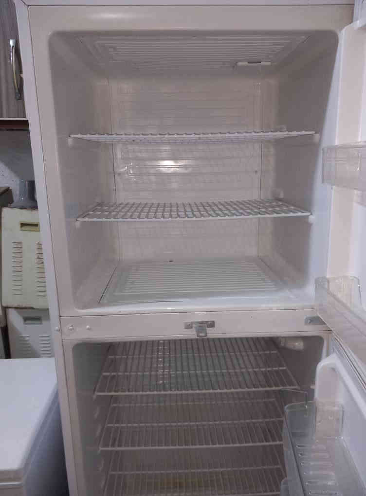 مجموعه غراض كهربائيه بشرط وظمان عنوان خانقين امام عباس قرب سالم قصاب *********** احمد
