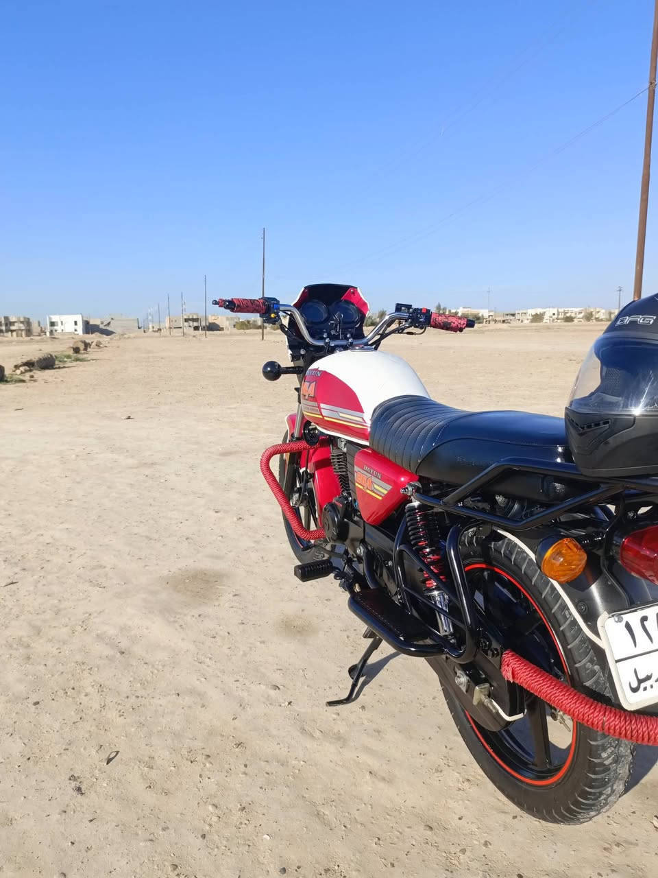 السلام عليكم شباب دراجه مديل 25 نضيفه من حض وبخت مناقصة شيء تركب وتمشي مرقمه أربيل تحويل ثاني يوم مكاني صلاح الدين بلدور أي ستفسار اتصل الرقم ***********
