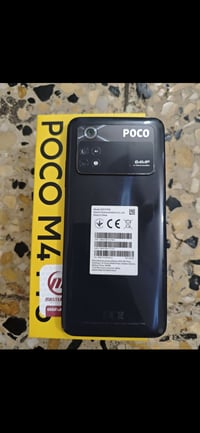 بوكو m4 برو • ٢٥٦ جيجا • مستخدم قليل