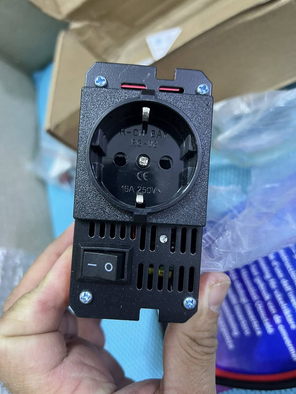 محوله تنطي ١٦ امبير 
٢٥٠ فولت 
اعلى سعر مزاد


**إذا كنت صاحب هذا الإعلان وتريد حذفه لأي سبب، رجاءا أرسل رسالة إلى الدعم الفني**