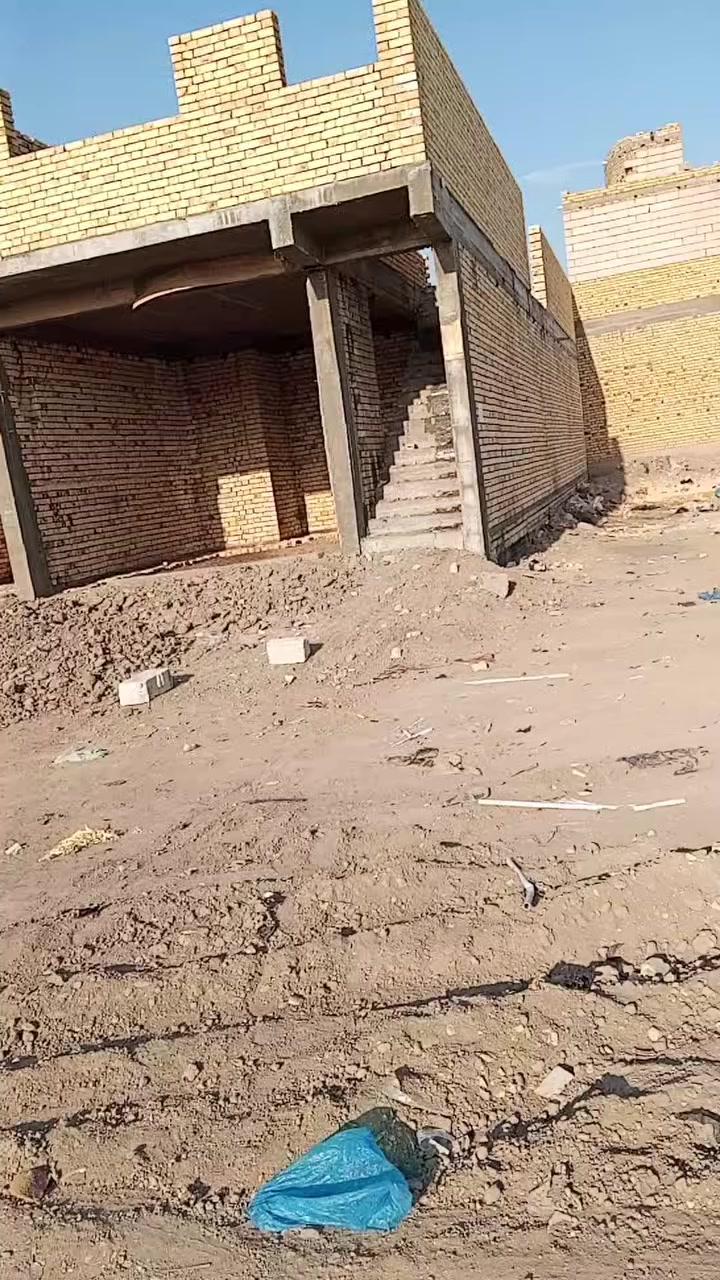 بيت هيكل للبيع ع شارع الحولي الاسكان الصناعي المساحة 240م


**إذا كنت صاحب هذا الإعلان وتريد حذفه لأي سبب، رجاءا أرسل رسالة إلى الدعم الفني**