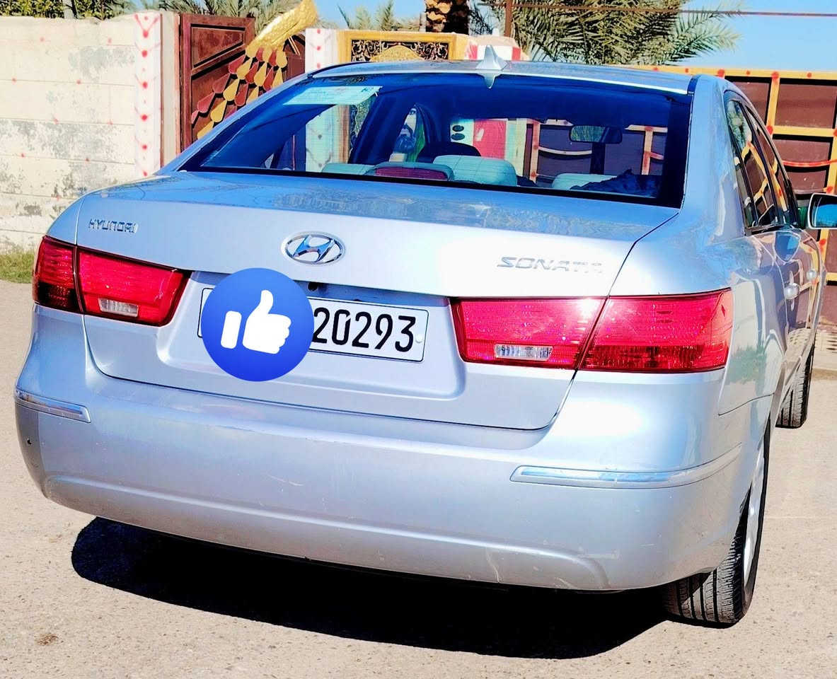 سلام عليكم سوناتا للبيع موديل 2010وارد امريكي مكفوله كفاله عامه من صبغ من ضربه تدفئه تبريد كله شغال تخم تاير جديد صدر امامي خلفي جديد منضومه زنون جديده شاشه ايباد وكامره سياره مال جناي ومحتاج وريد ابيع سياره رقم سليمانيه تحويل ثاني يوم مباشر 
للستفسار اتصل ***********
***********
