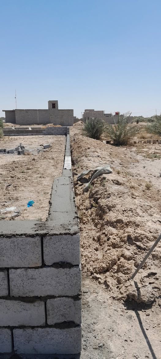 للبيع 
قطعه أرض زراعي مسيجه اربع سوف بلوك
 المساحه 570متر
حي الحكيم الثاني خلف مدرسة ائمة الهدى 
***********
