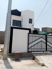 فيلق • ١٠٠م • شارع عام