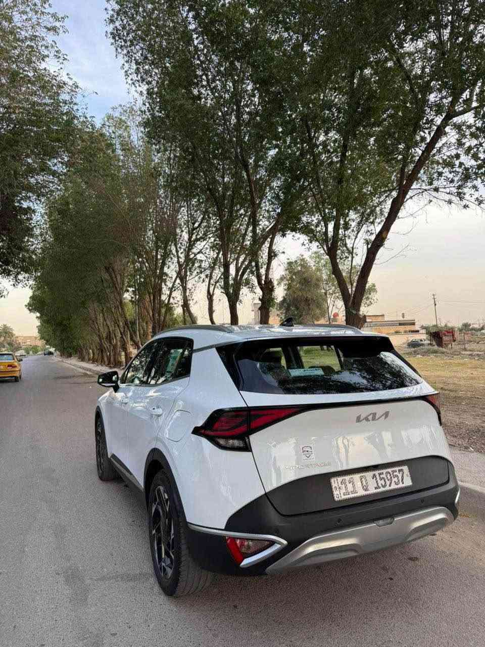 اسبورتج ٢٥ فول عده الفتحه بيه بارد شبر الباب الصدر المامي سياره عله حاله الوكاله ماشيه  ٣٠٠الف 
سعره ٢٢٠ بيه مجال قليل مكانه بغداد الدولعي 
*********** بغداد, العراق
