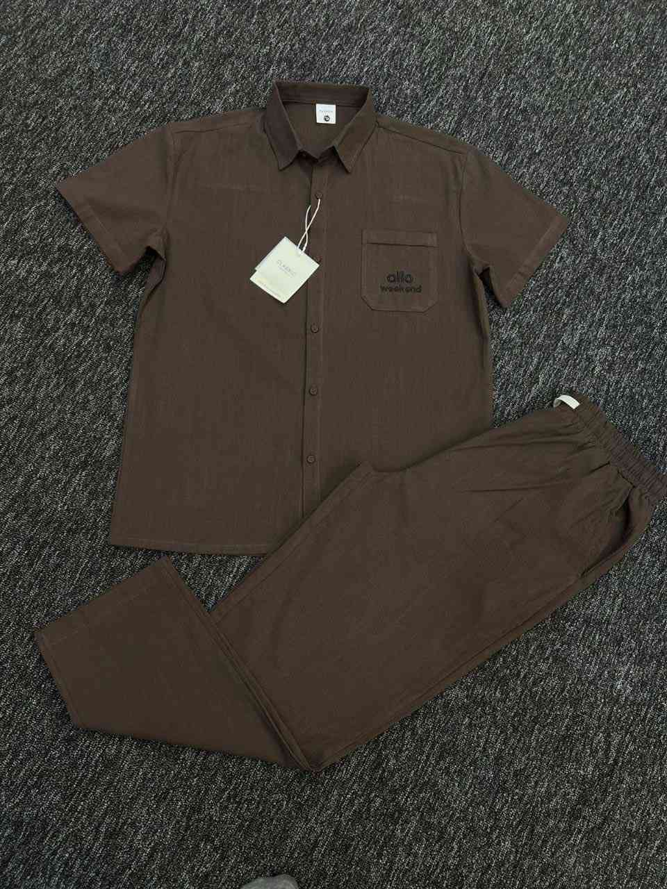 سوت خام صيني اصلي ماستر كواليتي
قياس M_3X
عدد الشد 40 قطعه 
السعر  القطعه 27 الف
سعر الشد مليون و80الف
كارتونه تجي نقشه وحده بلوانه


**إذا كنت صاحب هذا الإعلان وتريد حذفه لأي سبب، رجاءا أرسل رسالة إلى الدعم الفني**