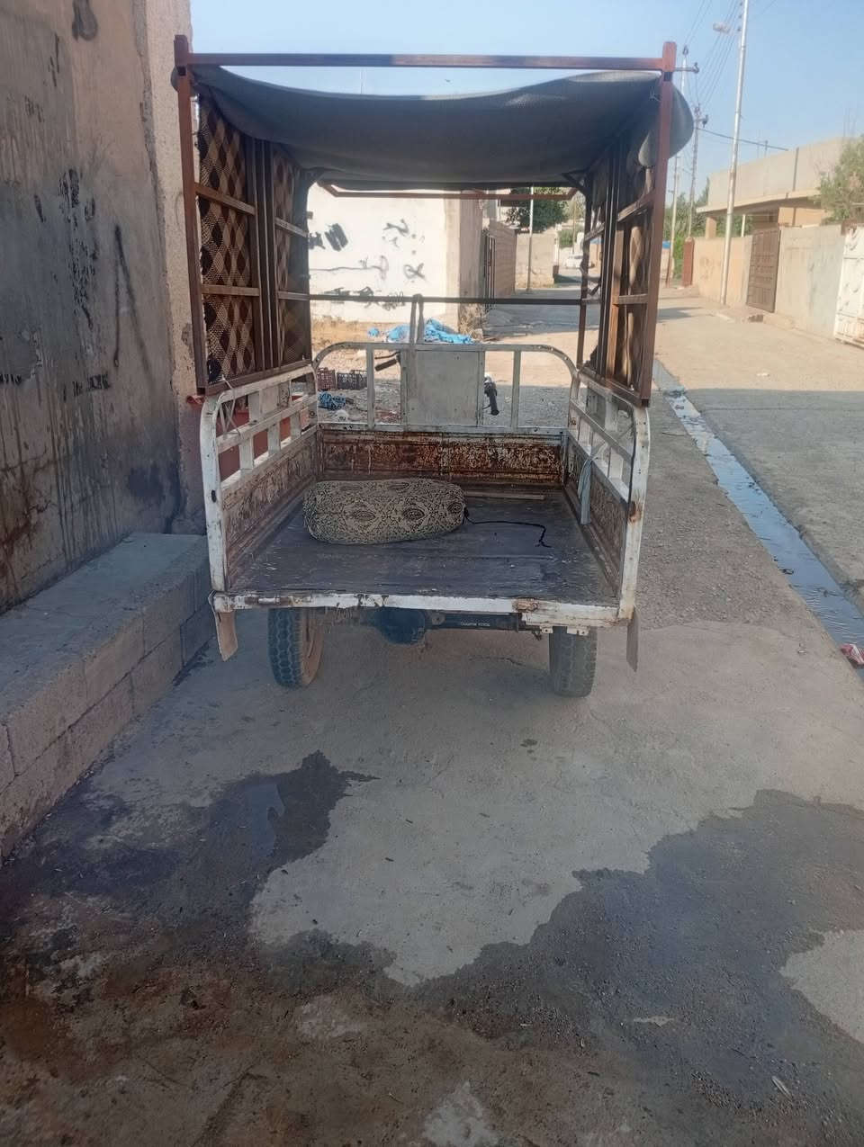 ستوته للبيع محرك ٢٠٠ اكسل جديد سلف يشتغل جنج وياه كل شغال اي عيب مابيهة مكان داقوق  سعر على خاص او اتصل على هذا رقم ***********
