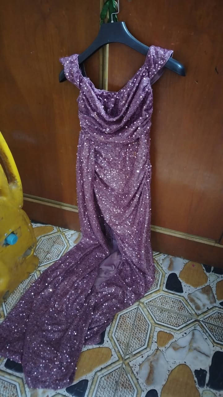 سلام عليكم فستان يخبل ونبي جديد شتريته75ماصار عليه25بي مجال شراي


**إذا كنت صاحب هذا الإعلان وتريد حذفه لأي سبب، رجاءا أرسل رسالة إلى الدعم الفني**