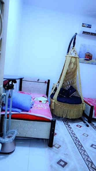 بيت طابو صرف مساحة 100 متر، البيت طابقين، الطابق الاول كله بناء طابوك، اما الطابق الثاني بناء فرمستون وبلوك، المواصفات كالآتي : بالنسبة لموقع البيت : قضاء شط العرب - التنومة - شارع المشروع - قرب حسينية الإمامين الجوادين.  يتميز موقع البيت كذلك بقربه من جميع الخدمات الحيوية من سوق عام ومحلات تجارية ومدارس لمختلف الفئات ابتدائية ومتوسطة وإعدادية، فضلًا عن سهولة التنقل لتوفر سيارات الاجرة مثل الكية للنقل بين التنومة والعشار بحيث كلش سهل التنقل.. سعر البيت 135 مليون واكو مجال قليل بالسعر حال الشراء..
***********
