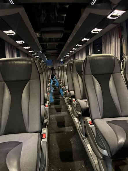 💐 #زيارة_سامراء_وبغداد 💐 يوم الجمعة
تاريخ مميز ( 12/9  ) والنفسية محتاجة شويه تغيير 🫶
 لحگ واحجز فرصتك هذا الأسبوع シ
تعلن حملة الأمام المنتظر للعتبات المقدسه في النجف والكوفه 

ندعوكم إلى رحلة من العمر هذا الأسبوع :

1️⃣ زيارة سيد محمد (ع)
2️⃣ زيارة الإمامين العسكريين (ع)
3️⃣ زيارة الإمام الكاظم (ع)
5️⃣ النزول إلى مضيف الإمام الحسين .

📍 الانطلاق: مجسرات ثورة العشرين – نفق المختار
 وقرب مستشفى ابن ابلال 
🕑 الوقت: 3 فجراً – الجمعة 9 / 12 / 2025
💰 السعر: 15 ألف فقط للنفر الواحد

يوفر لكم البرنامج:-

🍽️ ريوك بمضيف الإمام الحسين (ع) على طريق الدجيل 
🍛 غداء بمضيف الإمام العسكري (ع) 
💧 ماء و ضيافة مجانية بالباص
🚌 نقل في باصات vip حديثه حصرآ 
👨‍👩‍👧 كادر مميز  يرافقكم طوال الرحلة
🕑 وقت كثير حتى تزور على راحتك

📞 رصيد مجاني للمكالمات الطارئة 

📞 للحجز والاستفسار:

المتعهد  ابو كيان العامري ***********
واتساب
