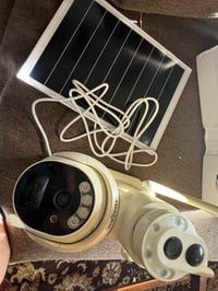 كامرة شمسية • سيم كارت • مستعمل نظيف