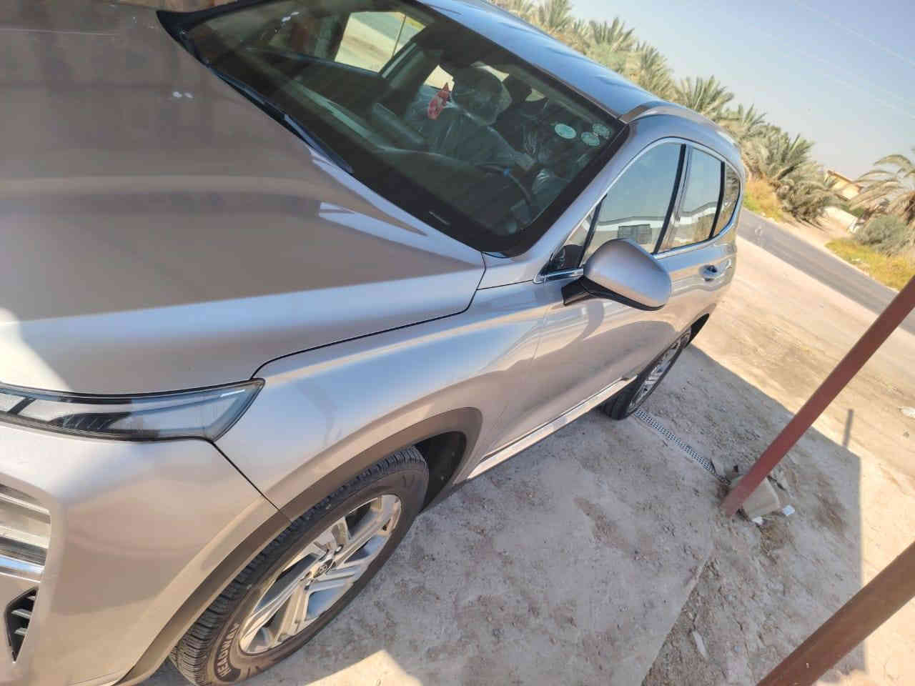 سنتافي موديل  2021
وارد امريكي السياره 
رقم اربيل  حادثه بس الشباك بيه حادث بالعراق نص بنيد والجاملغ 
2500 محرك  
كشن كهربائي 
بصمة ابواب 
بصمة تشغيل
تشغيل عن  بعد
رادار امامي خلفي جانبي 
أنظمة قيادة 4 
comfort
sport
smart
snow
-- اطفاء ذاتي
اوتو هولد
مانع انزلاق
كيرها يجي  دكم بيانو
تبريد منفصل 
تبريد قطعتين
فور ويل  
فول تحكم استيرن جهتين
شاشة تدعم كار بلي  مع كامرا خلفية دوارة
مانع انحدار 
رادارات جانبيه امامية خلفيه
شحن مبايل واير ليس
مانع تصادم امامي خلفي 
تحديد مسار قيادة آليه 
شفتات استيرن 

فول تحكم استيرن جهتين

شاشة تدعم كار بلي  مع كامرا خلفية دوارة

مانع انحدار 

رادارات جانبيه امامية خلفيه

شاشة اعطال 

لدات امامي نهاري

بك لايت لد 

منافذ شحن امامي خلفي 

وباقي المواصفات معروفة*********** السعر 190
