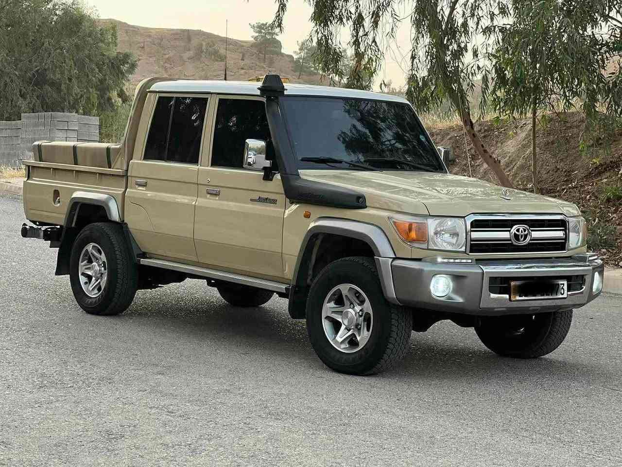 تویوتا مێگزمینی
مۆدێل2013
بێ سبووخ بی ساردە
130ڕۆیشتە
ڕەقەم  بەناوکردن بەشەرتە
سەیارەکەزۆر جوان و خاوین ماوەتەوە
شوین هەولیر
بۆ تەلەفۆنکردن

***********

ڤایبەرو واتسئاپ لەسەرە
