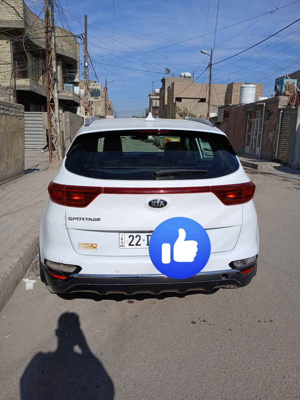 سلام عليكم للبيع سبورتج موديل{21} خليجي محرك اربعه سلندر يوجدسونار  ماشيه 129  محرك وكير وحداديه وكهربائيات تبريد كفاله شركه بأسمي تحويل مع هزه جديد 
سعر السياره 165 العنوان بغداد رقم هاتف ***********
