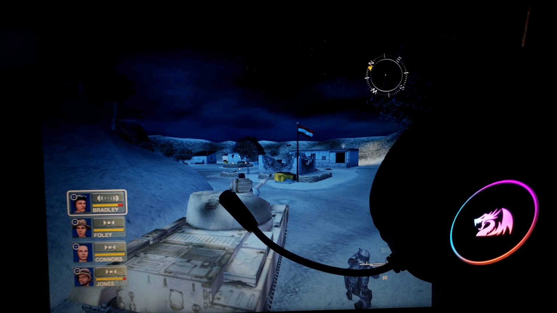 السـلـام عليكـ۾

سماعة ريدراغون كيمنك للبيع
مواصفـــــات🤦🏻‍♂️: 

_عازلة للضوضاء والصدى بشكل جزئي
_اضاء  RGP ملون
_ميكرفون عالي الوضوح

تتوافق وي اجهزة الكونسل والـPC والموبايل
السعر» 25 الف وبيها مجال
مكاني بغداد