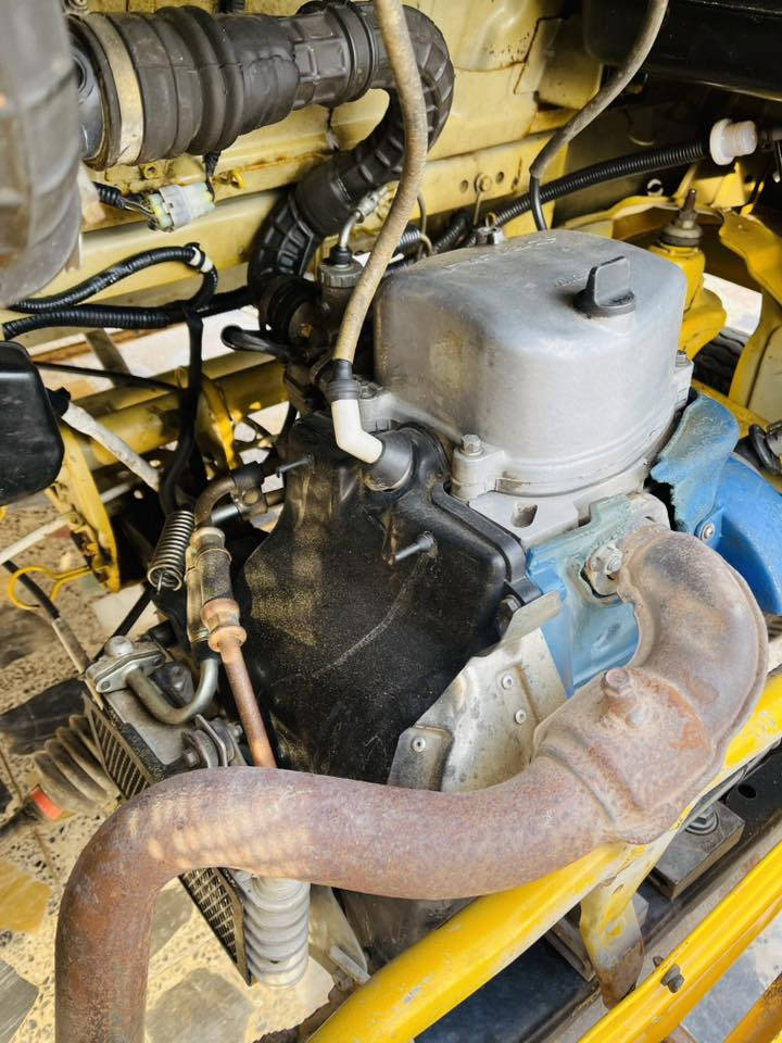 السلام عليكم
للبيع تكتك موديل 2021
مكينه مجفته ناعمه ورقم وسنويه باسمي 
رقم أنكليزي او هزه جديده 
الكشر أمام العين بي. رشات صبغ قليله 
تكتك جاهزه كبل للشارع ما مخلي بيها اي نقص
مكان بغداد حي اور 
السعر 7700
للاستفسار ***********
