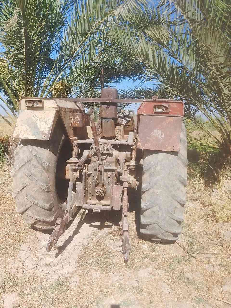 ثمانين للبيع موديل 87زيتور مكينة بلادية المكان بعقوبة ناحية السلام الاستفسار الاتصال على الرقم***********
