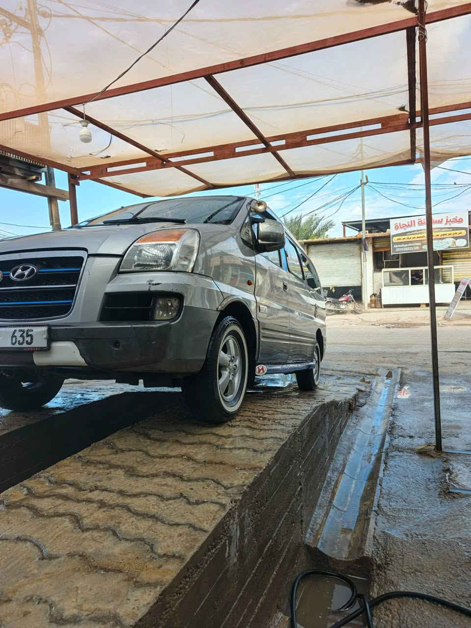 ستاركس للبيع ٢٠٠٧ امسكر اوتماتيك كفاله عمامه من الضربه ولصبغ العام بيها مكانات صبغ تبريد ثلج❄ تخم تاير باتري جديد حداديه امامي خلفي ستوني سويتها مكينه بيها بخار بلا تنقيص شرط مكاني كوفه حي ميسان الاستفسار على الرقم ***********/***********
