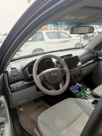 سورنتو ٢٠١٥ • ٧ راكب • ٥ قطع صبغ