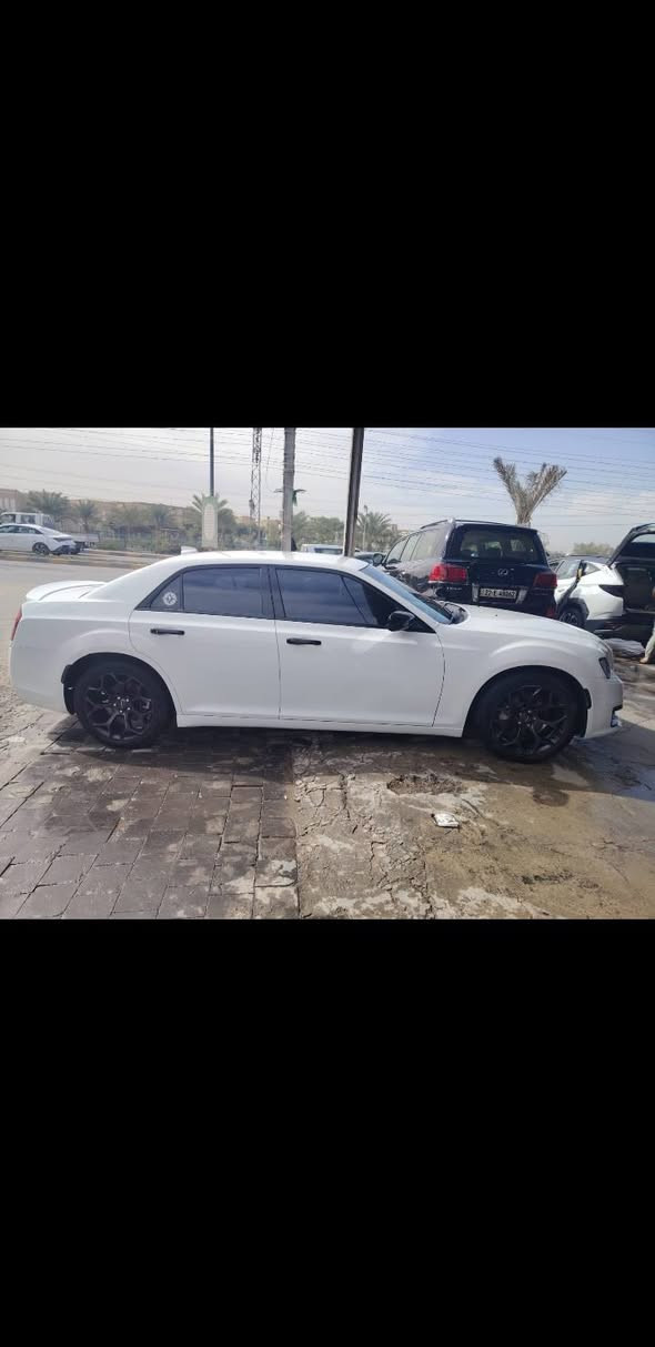 السلام عليكم ورحمة الله وبركاته
كلايسلر 300 S 
موديل - 2020
السياره صار ٣ ايام دخلت للعراق  
كتاب ضباط 
1-بصمه 
2- تشغيل عن بعد
3-قماره حديد
4-تو ويل 
5-كشنات جلد اسود ملكي 
6-محرك 3.6(V6) ✈️ 
7-شاشة+ كاميرا
8-كير ماوس 8 سرعات
9-  سستم صوت صالنصه رياضي بلادي 

صور الحادث مرفقه بالمنشور
ماشية 100 ميل   بأمريكا
رقم فحص مؤقت الرقم مجاني ع الدوله
بأسم المشتري فقط الرسوم سياديه
 
 تبريد وكير و مكينه و حدادية كارتون
مكان السيارة نجف مركز
 السعر235
وقابل لتفاوض مايعجبك السعر اترك كلمة طيبه🌹

للأستفسار اكثر 
هـ: *********** بي واتساب
