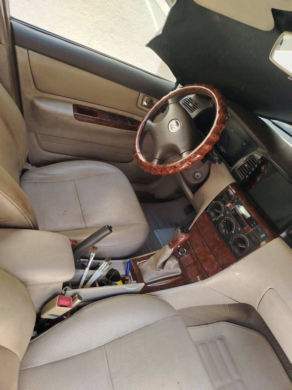 السلام عليكم بي واي دي F3  2012 وضع شركة كلها شغالة ما بيها اي صبغ بيها ٣ اماكن بارد حسبت شبر سنوية جديدة لي 2029.
السعر 63 $ بيها مجال.
***********
